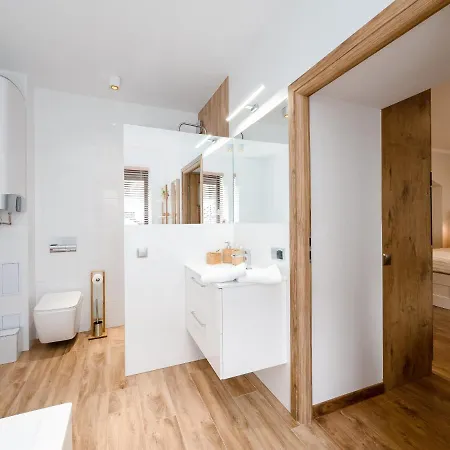 Delux Aleja Nmp 8 - Free Parking Appartement