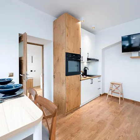 Apartment Delux Aleja Nmp 8 - Free Parking *