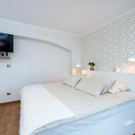 Delux Aleja Nmp 8 - Free Parking * Czestochowa