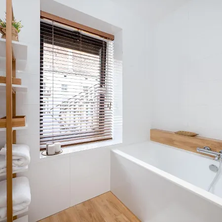 Delux Aleja Nmp 8 - Free Parking Częstochowa